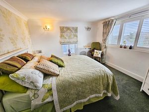 Photo 7- click for photo gallery